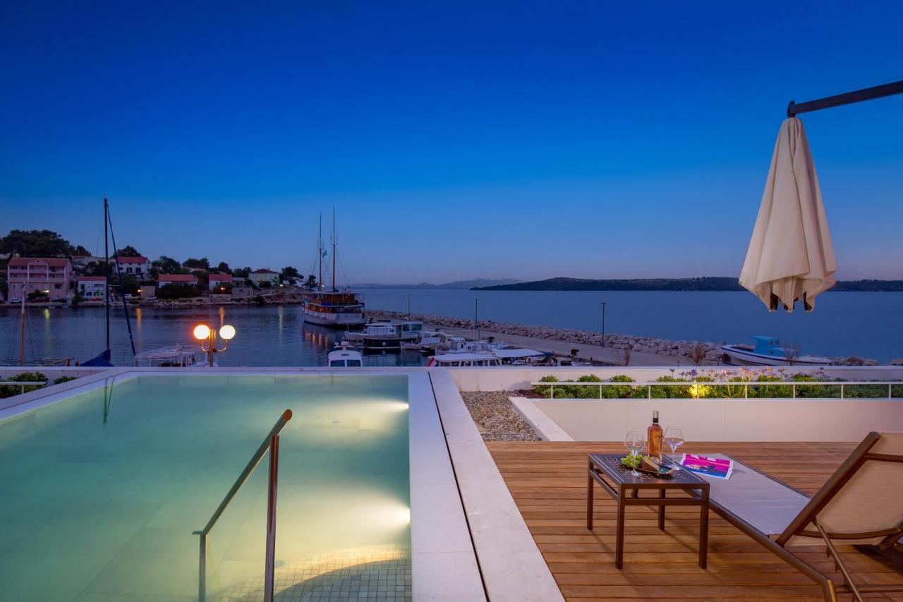 Maiora Luxury Island Suites سالي المظهر الخارجي الصورة