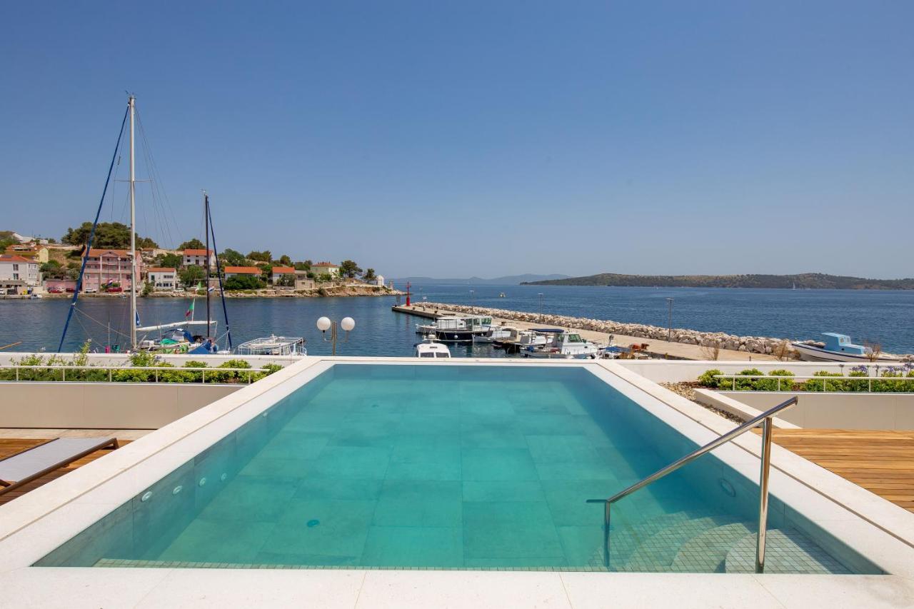 Maiora Luxury Island Suites سالي المظهر الخارجي الصورة